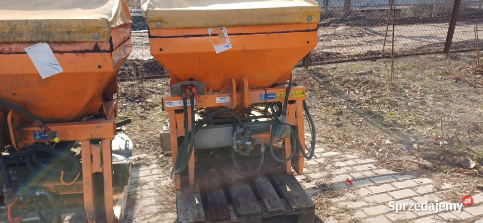 Rozsiewacz soli piasku RAUCH AXEO 21 2012 r 8 m pełny VAT Izabelin