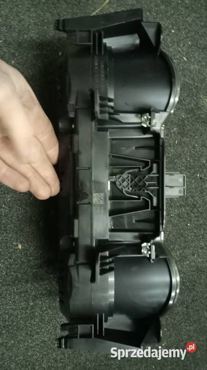 Licznik zegar VW Touran 5ta Liczniki i zegary Nowy Sącz