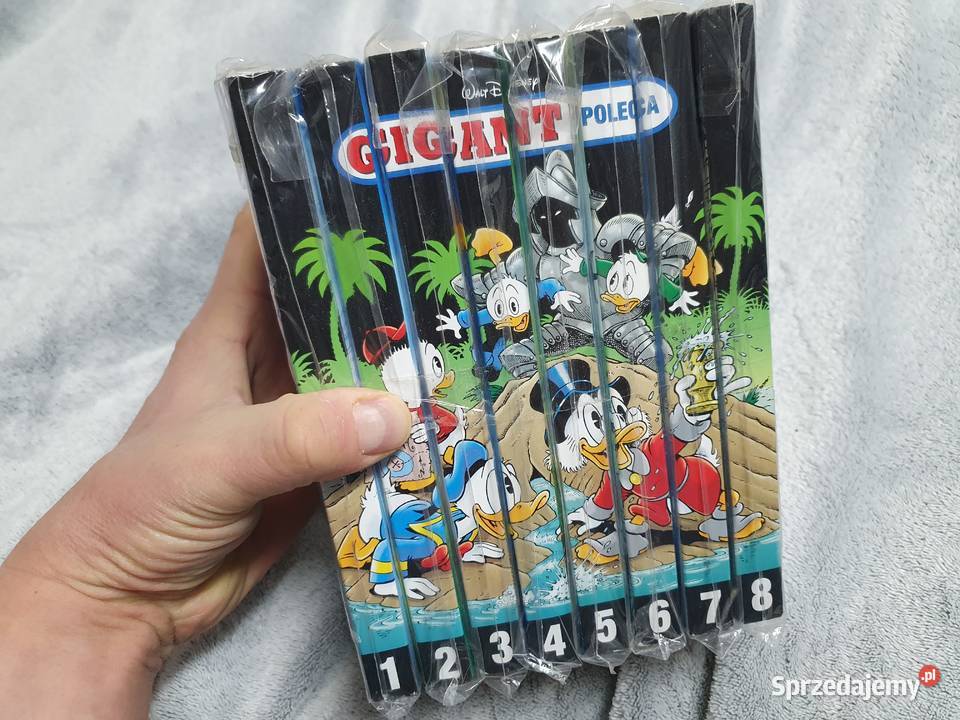 Gigant Poleca komplet 8 tomów rocznik 2022 Komiksy Gdynia sprzedam