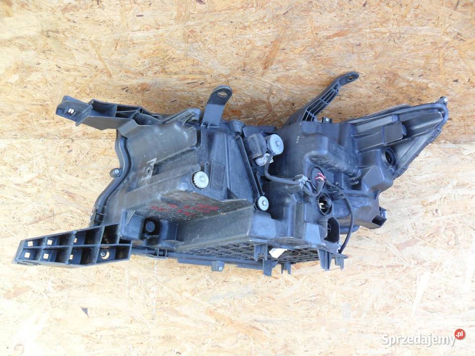 TOYOTA LAND CRUISER 150 2018 FULL LED LEWY PRAWY Nowy Tomyśl