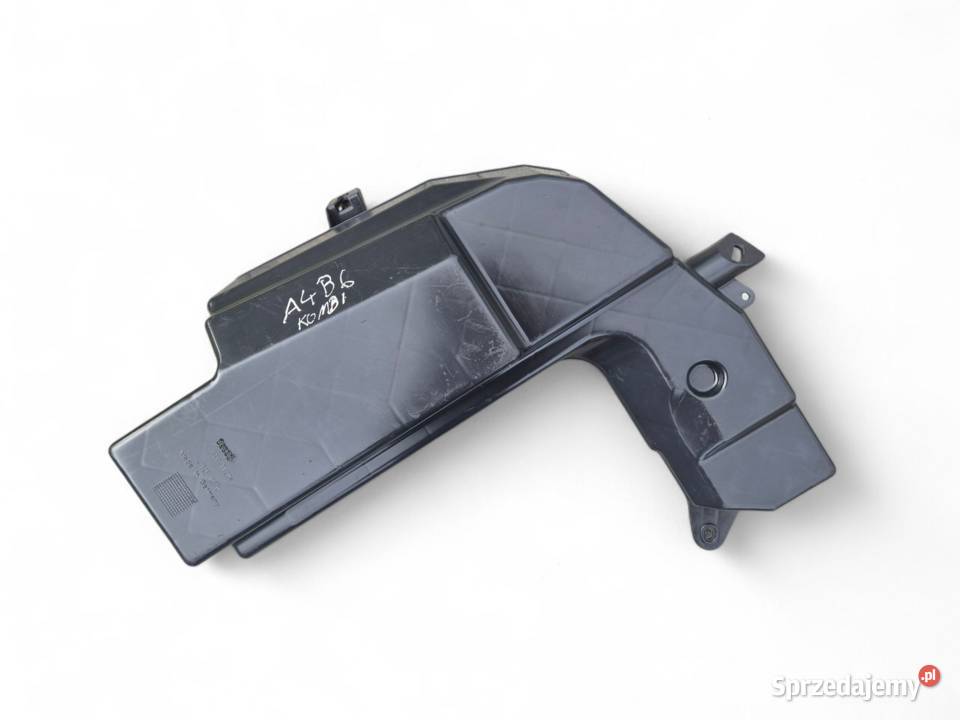 GŁOŚNIK BASOWY SUBWOOFER AUDI A4 B6 KOMBI AVANT osobowe Części samochodowe Działoszyce