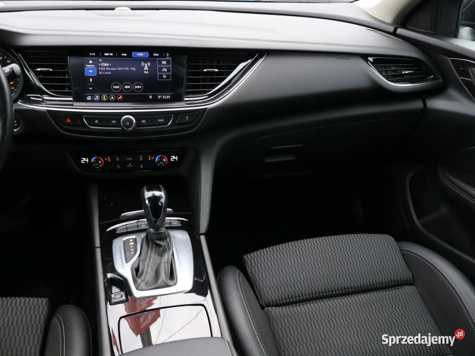 Opel Insignia 20 CDTI światła przeciwmgielne Bielany Wrocławskie