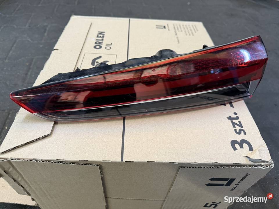 Prawa Lampa Prawy Tył Tylna W Klapę Klapy