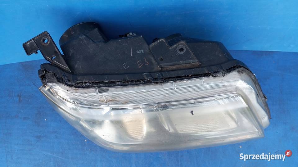 LAMPA PRAWY PRZÓD XENON SUZUKI VITARA II 0814 Nowy Tomyśl