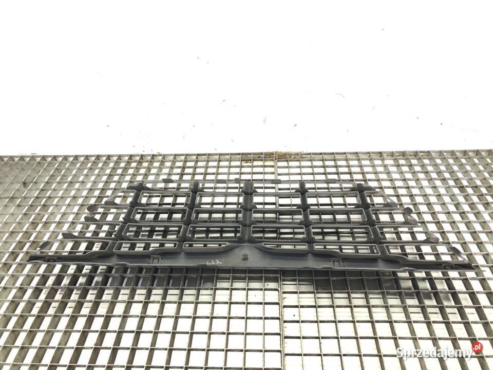 ATRAPA GRILL CHRYSLER VOYAGER IV 9908 04857982AA