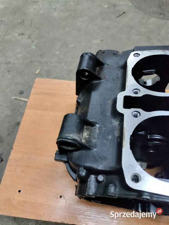 Kawasaki GPZ 500 blok silnika Łubno