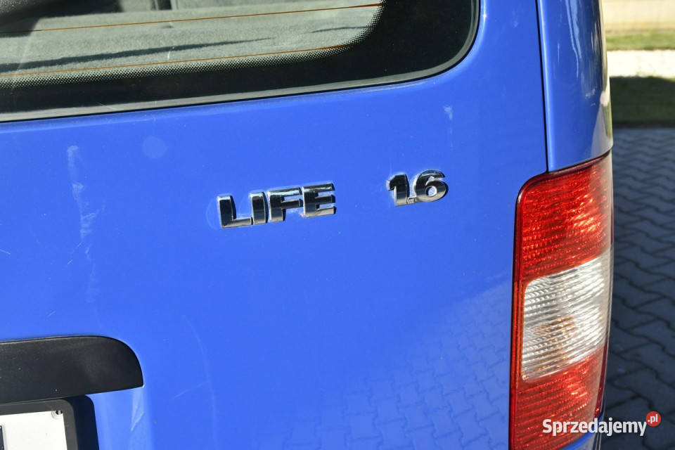 Volkswagen Caddy 16benz MPI 5 Kutno