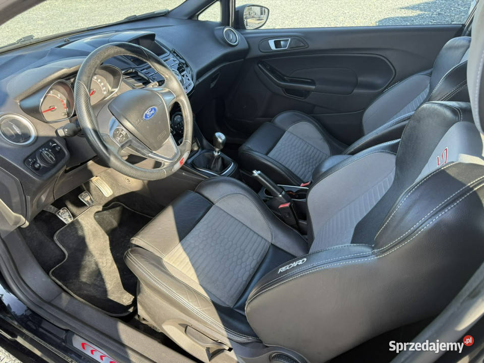 Ford Fiesta ST 2015r 16 16V EcoBoost 182 Salon dolnośląskie Wojkowice sprzedam