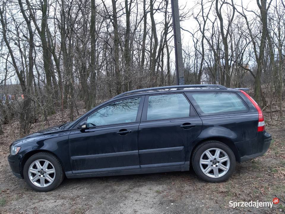 Czarne Volvo v50 2006 18 Gaz LPG doinwestowany 125KM Ciechocinek sprzedam
