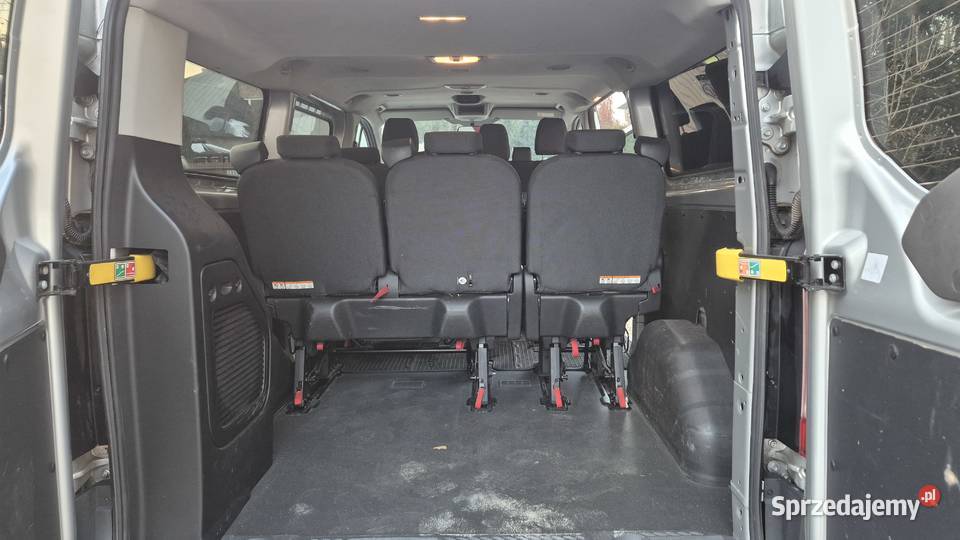 FORD TRANSIT CUSTOM 2017 9 OSOB Ford Częstochowa sprzedam