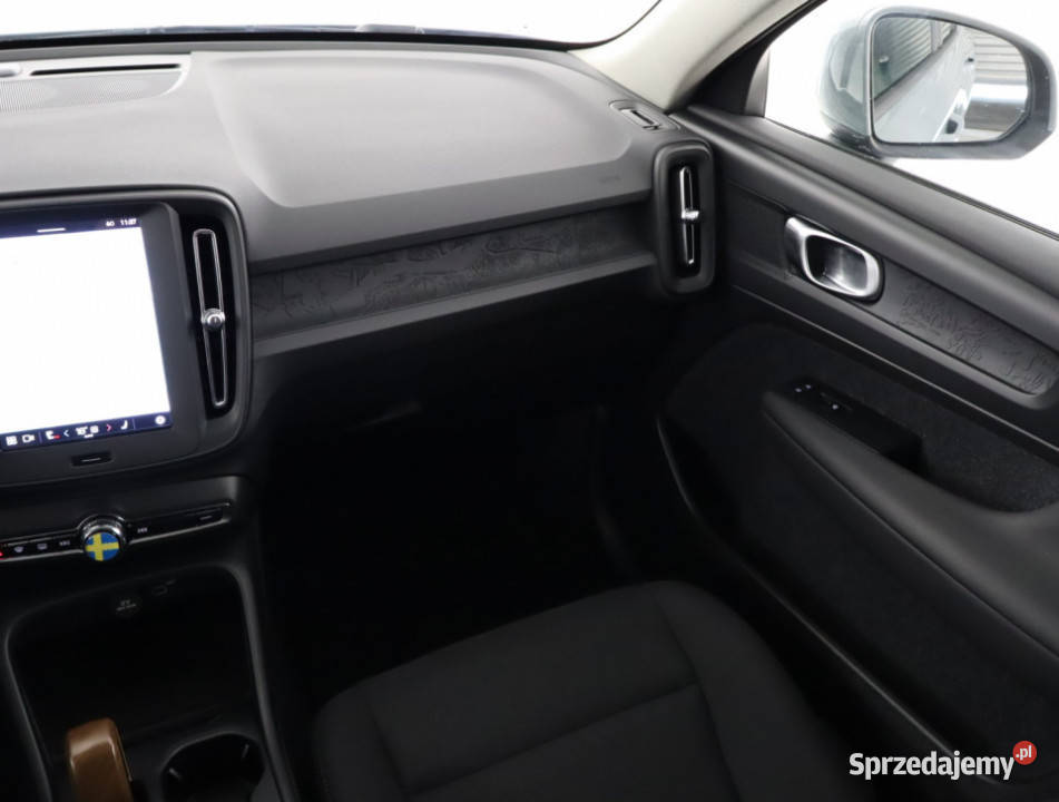 Volvo XC40 B3 klimatyzacja