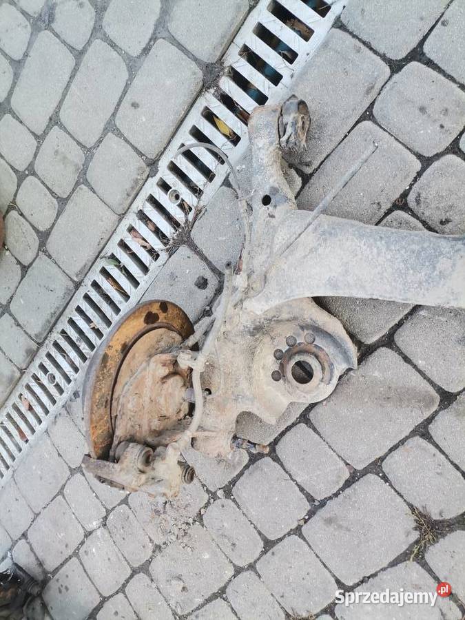 BELKA TYŁ TYLNA TOYOTA YARIS I HB Nowy Sącz sprzedam