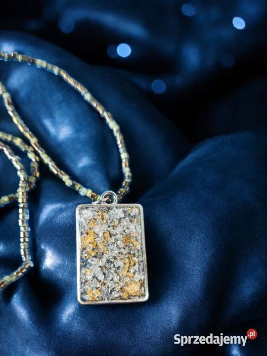 Srebrno złoty naszyjnik z żywicy ze smokiem Sanok sprzedam