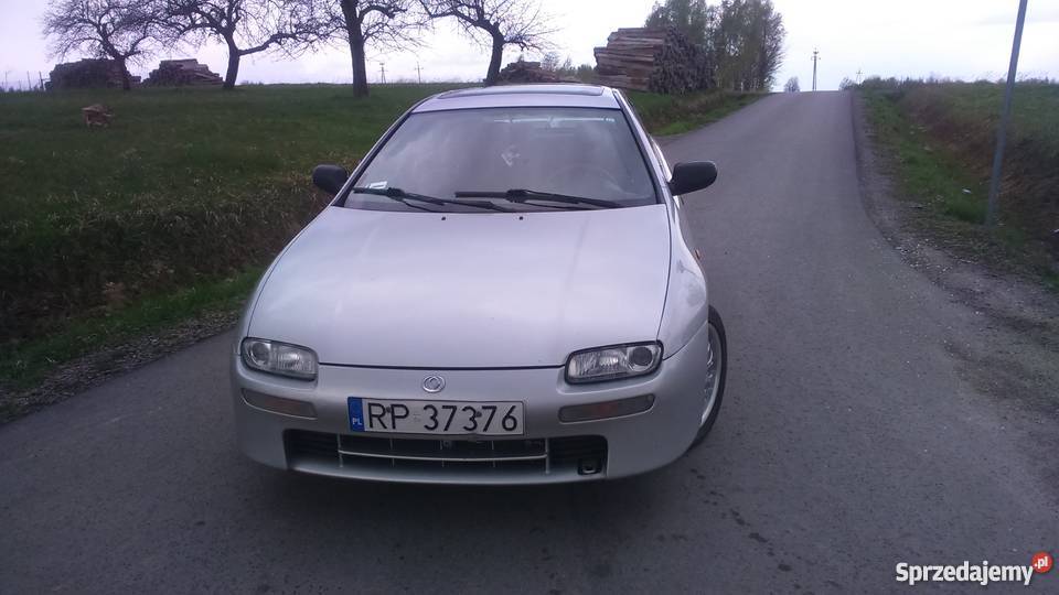 Mazda 323F BA Bez Korozji Ładna sprowadzony Łańcut