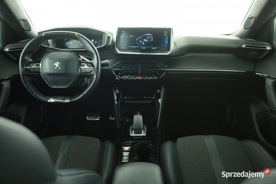 Peugeot e2008 50 kWh klimatyzacja Piaseczno