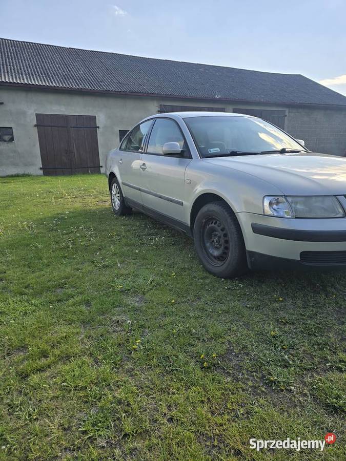 VW Passat 18 benzyna 4/5 Łaznowska Wola