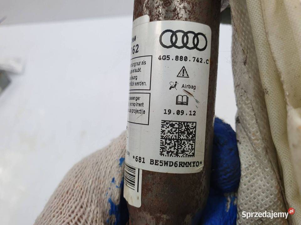 KURTYNA PRAWA AUDI A6 C7 4G5880742C osobowe Lipno