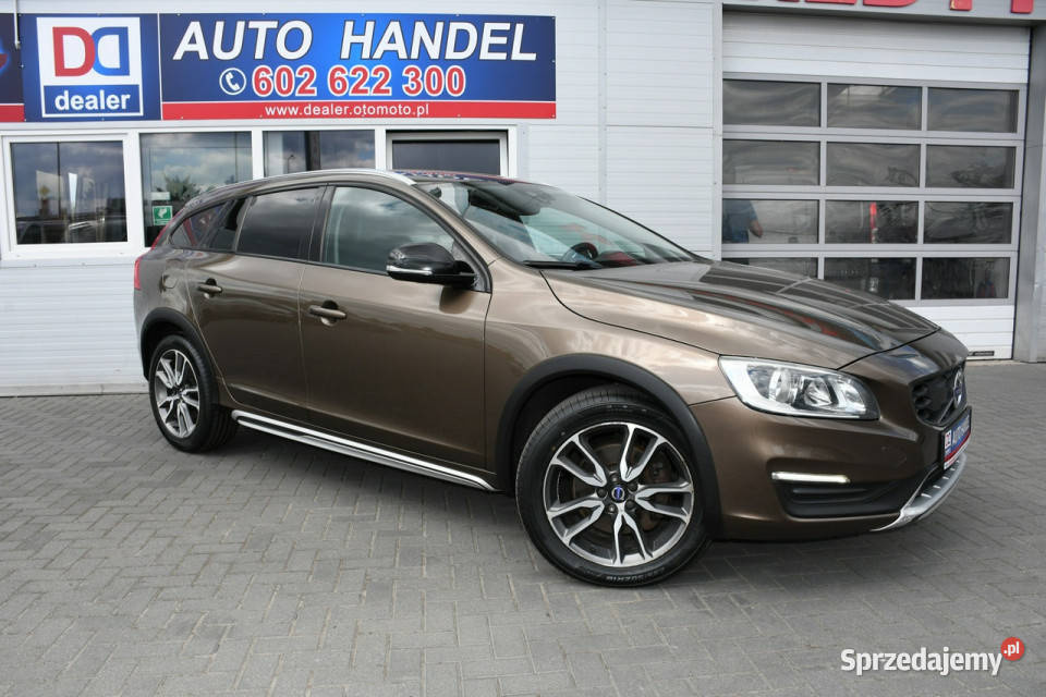Volvo V60 Cross Country 20 D3 Summum 100 elektryczne lusterka lubelskie Hrubieszów