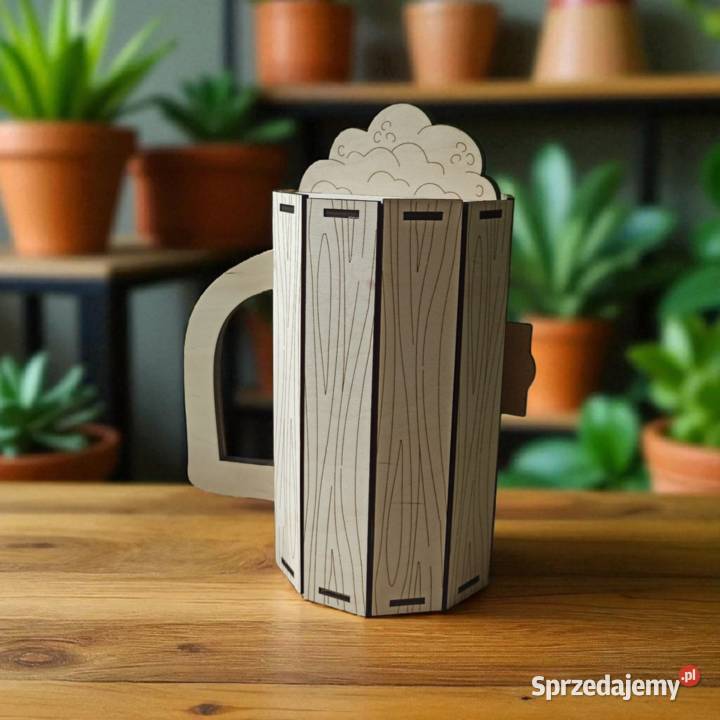 Drewniany Grawerowany Kufel Pudełko