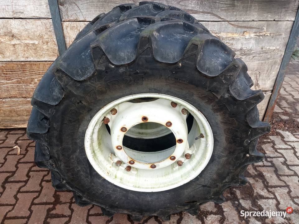 Nowe opony BKT z felgami holland case 42070 r24 Biłgoraj