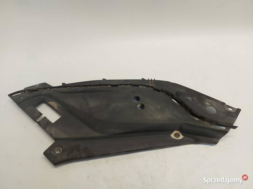 VOLVO XC90 II D5 Osłona pasa przedniego prawa osobowe