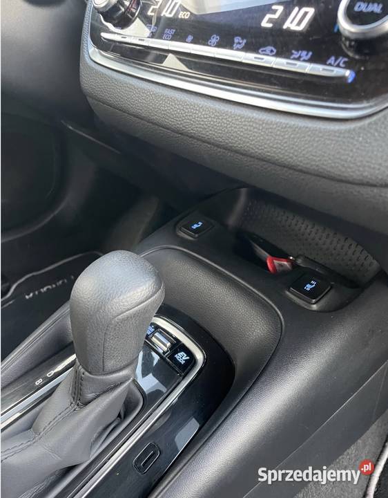 Toyota Corolla 18 HYBRID BUSINESS 63500 BRU sprzedam