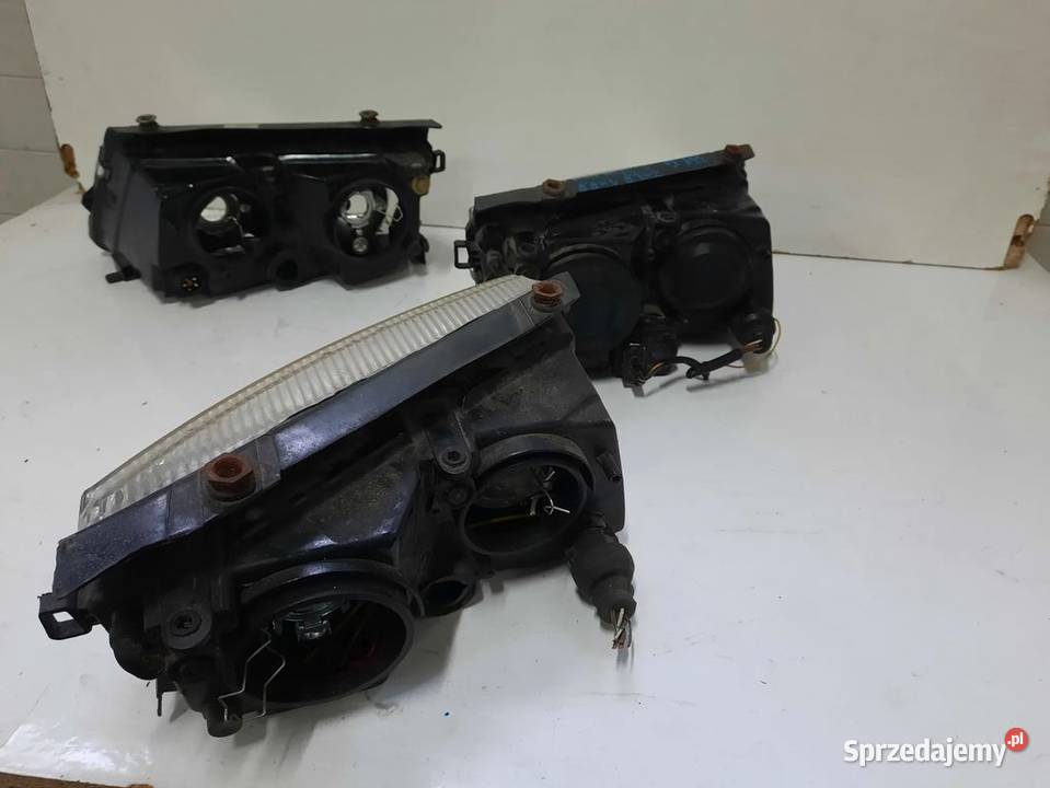 331G VW PASAT B5 LAMPA LEWA PRAWA PRZOD EUROPA Oświetlenie