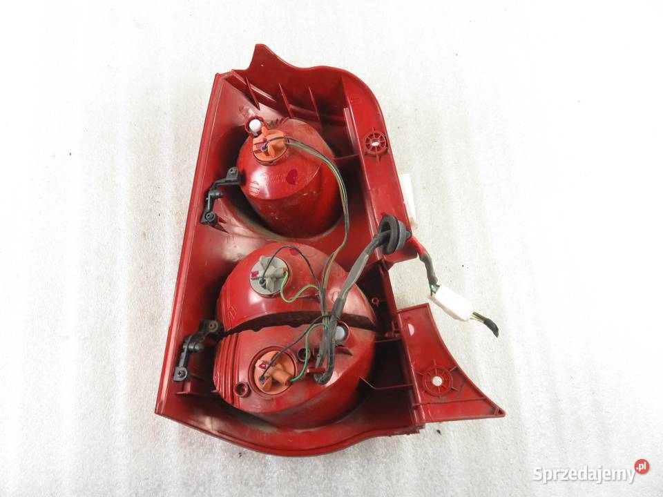 LAMPA PRAWA TYLNA KIA PICANTO I