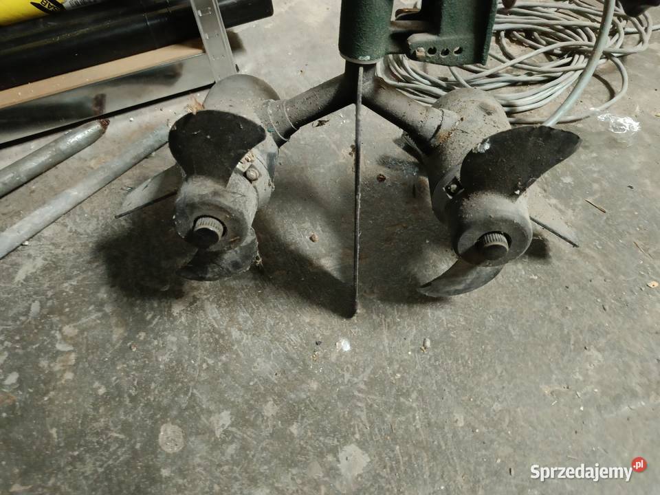 Silnik zaburtowy elektryczny podwójny