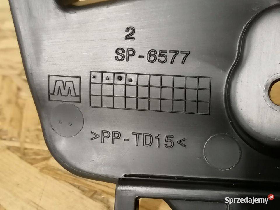 FORD FOCUS MK3 ŚLIZG BLENDY KLAPY PRAWY osobowe Motoryzacja wielkopolskie Pleszew