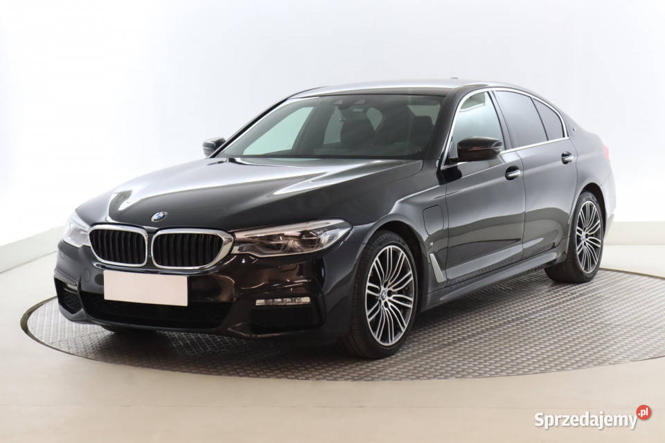 BMW 5 530e iPerformance gniazdo USB