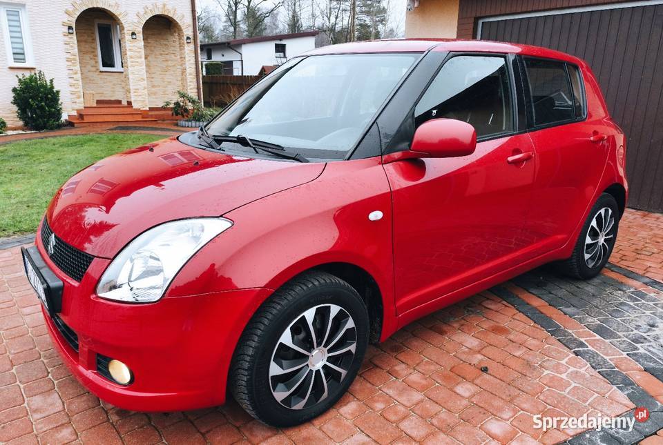 Suzuki Swift 4x4 13Benzyna Bogate WyposażenieBez Łochów