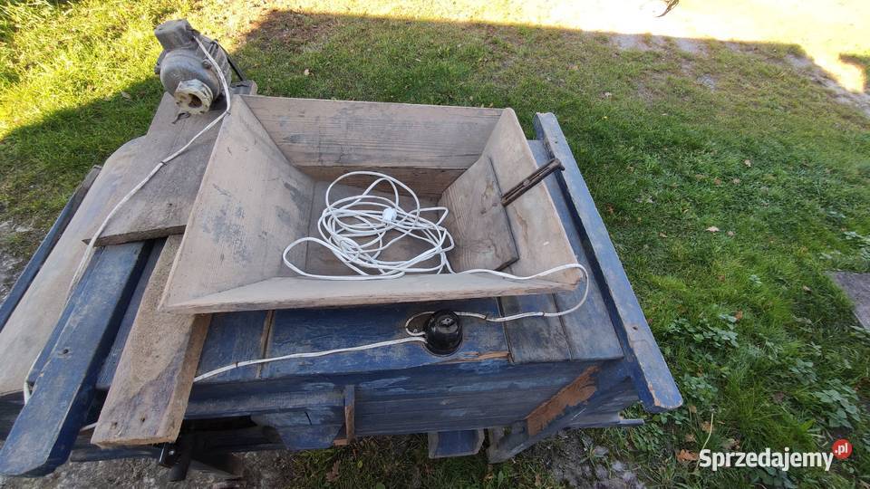 Młynek do zboża wialnia z silnikiem elektrycznym