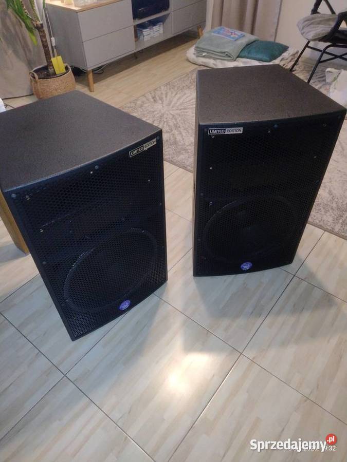 Kolumny EstradoweLimited Edition Komornica