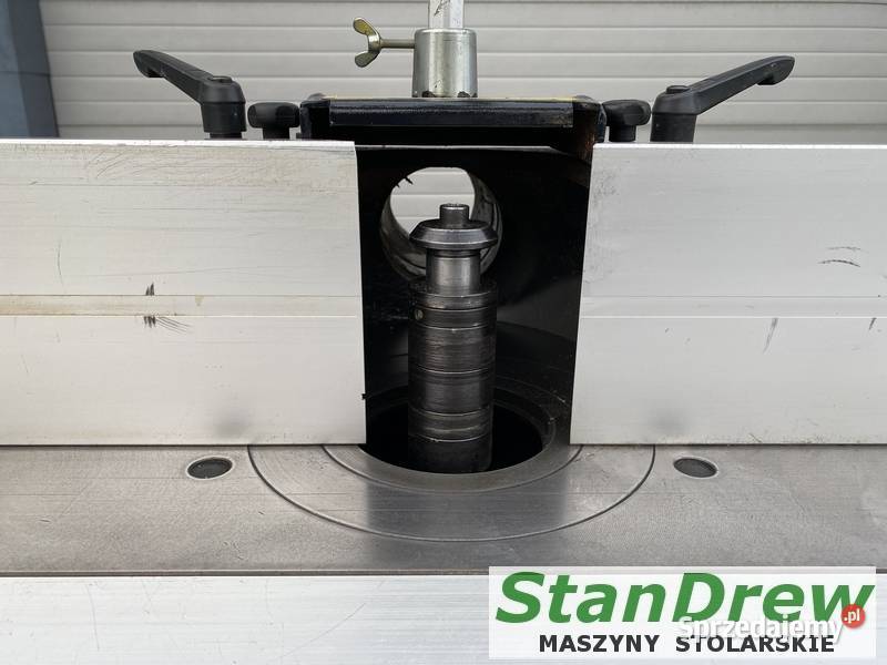 Frezarka dolnowrzecionowa z wózkiem i pochyłem F Mojusz