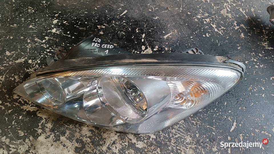 Lampa przednia przód lewa Kia Pro Ceed Europa osobowe