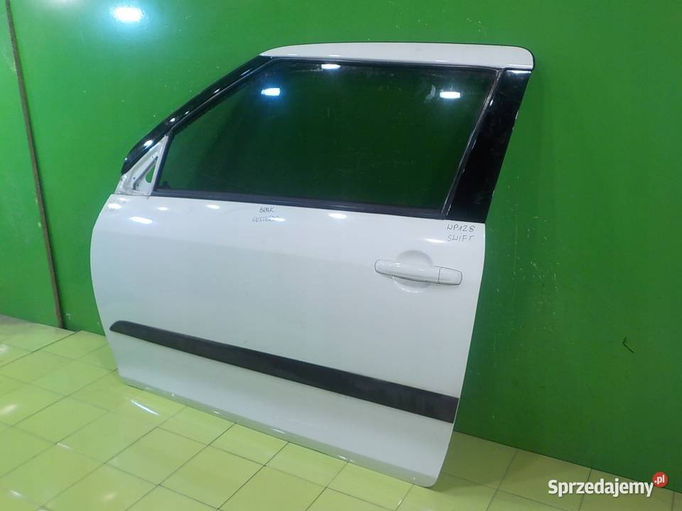 SUZUKI SWIFT 12B MK7 III LIFT 15r 3D drzwi lewe Drzwi Suków