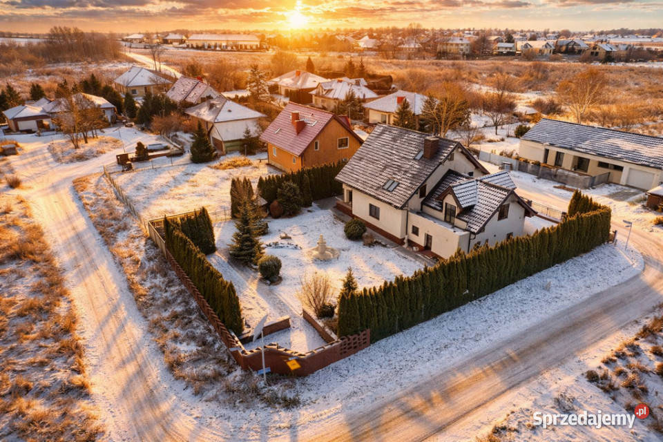 Dom wolnostojący 260 m działka 1040m2 Dołuje Sprzedaż