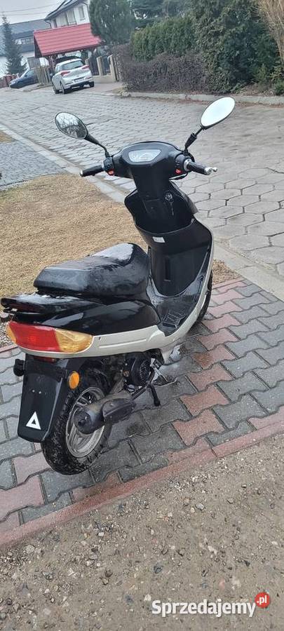 Skuter 4t ladny zadbany maly przebieg