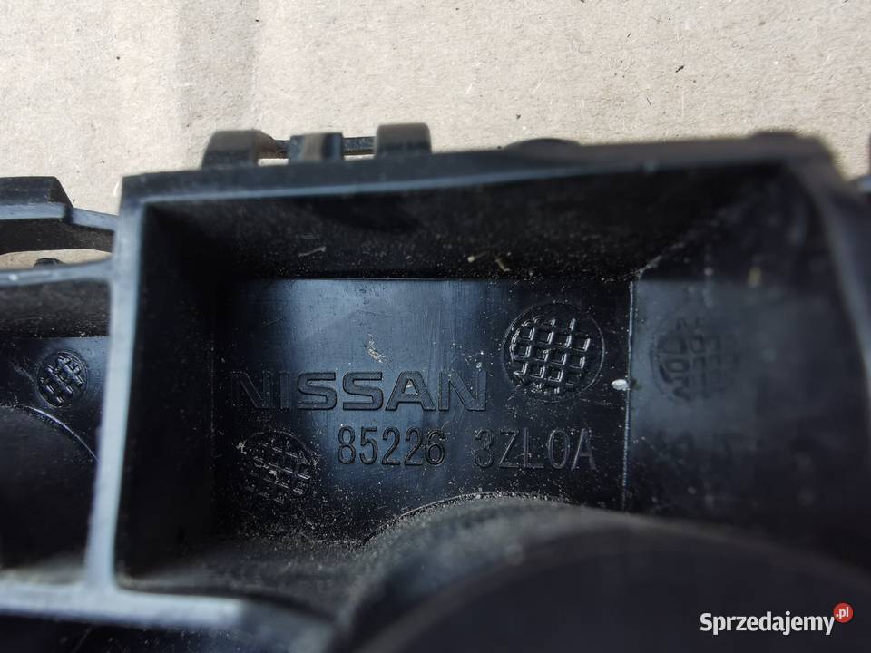 Ślizg mocowanie zderzaka tył prawy nissan pulsar Sieraków sprzedam