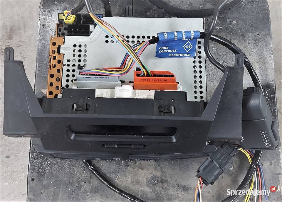 Radio wyświetlacz sterowanie pod kierownicą Rzeszów