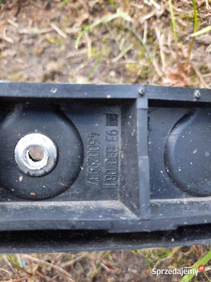 ślizg zderzaka meriva tylne osobowe Mieleszyn sprzedam