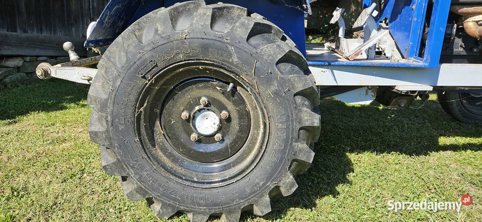 Traktorz kabiną SAM FordŻuk Laskowa sprzedam