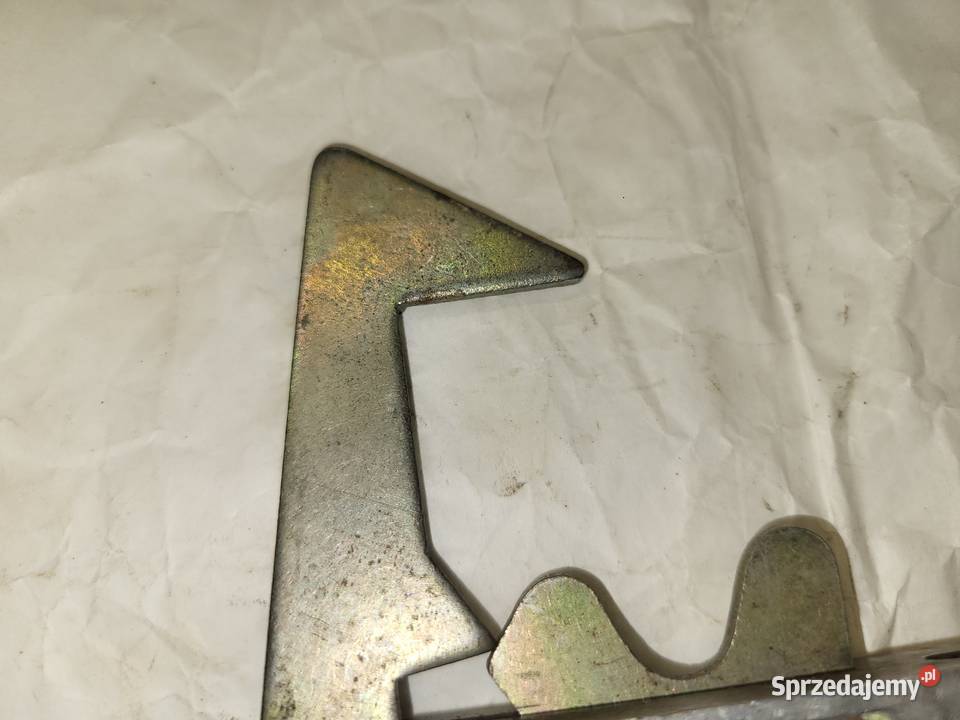 Trabant 601 11 Nowy zamek maski przedniej Piaseczno
