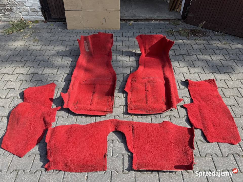 Wykładzina flame red na przód do chevrolet Rok produkcji 1988 Tapicerki samochodowe Warszawa