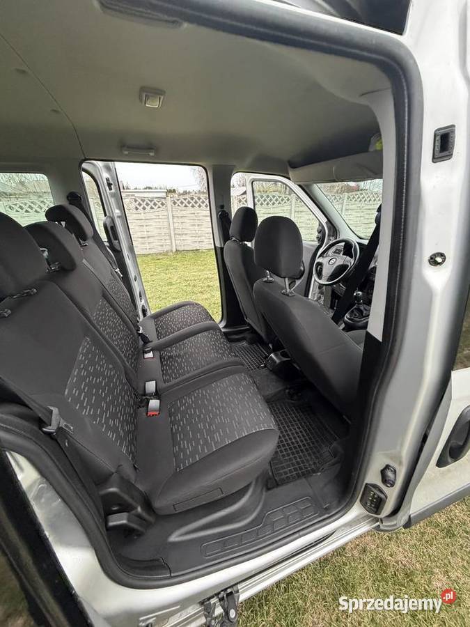 Opel combo 1598KM Kleszczów