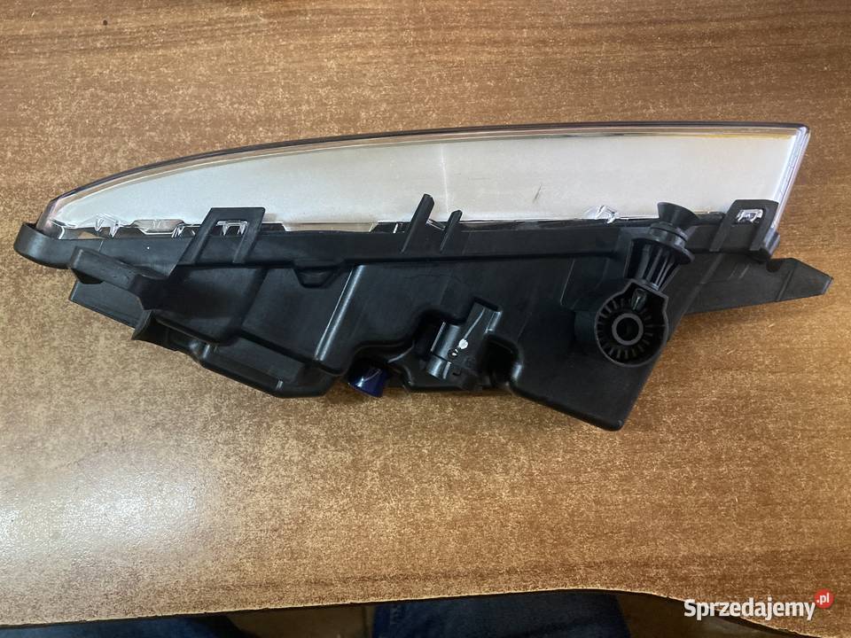 BMW G11 G12 HALOGEN PRAWY DRL 89250241 osobowe