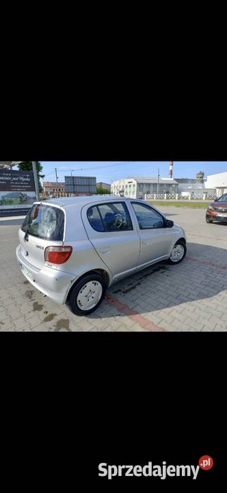 Yaris 13 benzyna klimatyzacja Rok produkcji 2001 Tarnów