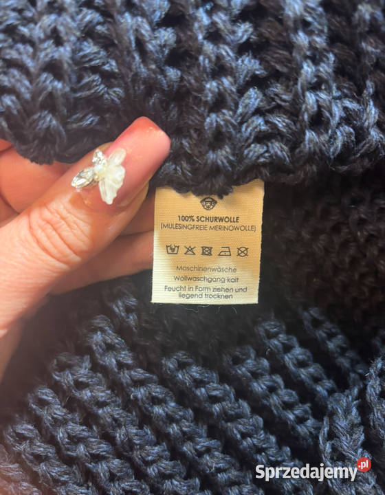 Zjawiskowy zestaw czapka plus komin 100 wełna Uniseks Łódź