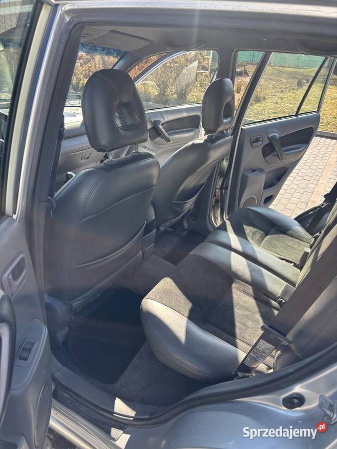 Sprzedam Toyote RAV4 w pakiecie largo winch RAV4 Kolonia Kiełczewice Dolne